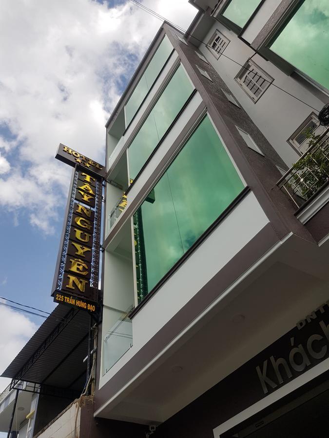 Tay Nguyen Hotel Kon Tum Ngoại thất bức ảnh